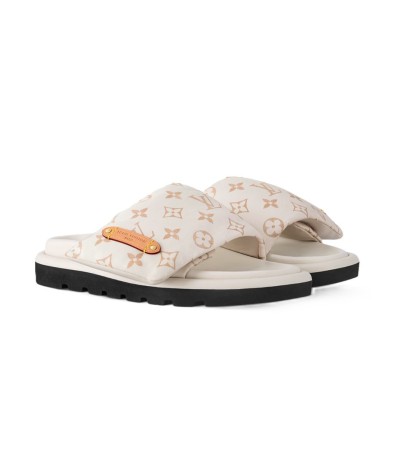 Louis Vuitton Pool Pillow Comfort Beige
