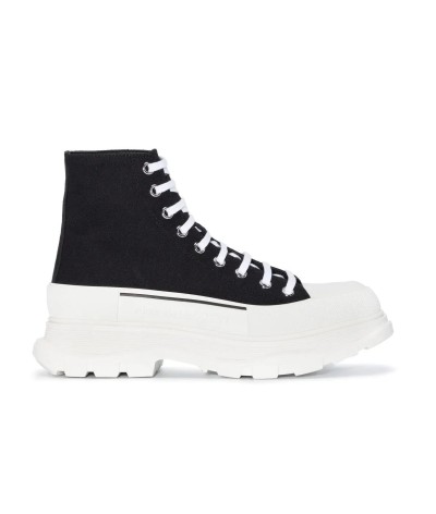 Alexander McQueen Tread Slick: Caratteristiche, Design e Stile delle Sneakers Iconiche | DripHouse