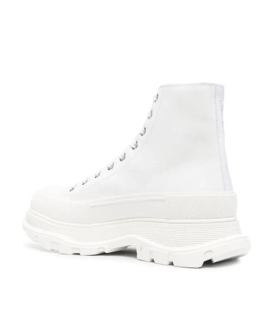 Alexander McQueen Tread Slick: Caratteristiche, Design e Stile delle Sneakers Iconiche | DripHouse