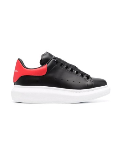 Sneakers Alexander McQueen Oversized, Stile e Comfort di Lusso | DripHouse
