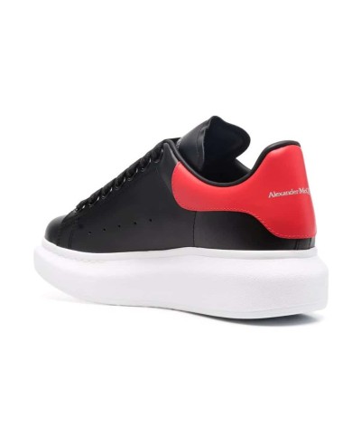 Sneakers Alexander McQueen Oversized, Stile e Comfort di Lusso | DripHouse