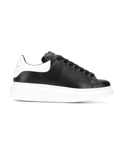 Sneakers Alexander McQueen Oversized, Stile e Comfort di Lusso | DripHouse