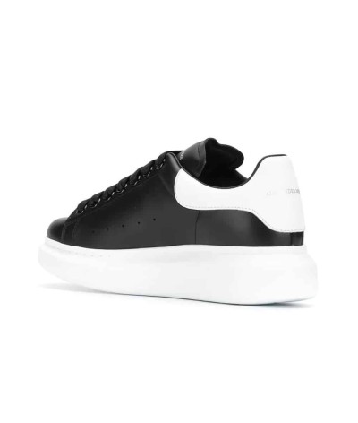 Sneakers Alexander McQueen Oversized, Stile e Comfort di Lusso | DripHouse
