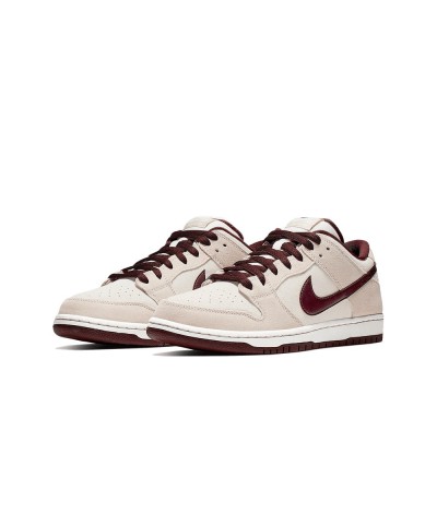 Nike SB Dunk Low Desert Sand Mahogany
