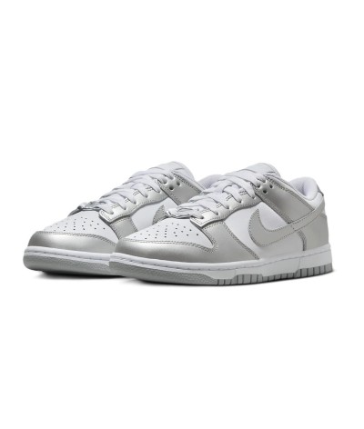 Nike SB Dunk Low Metallic Silver