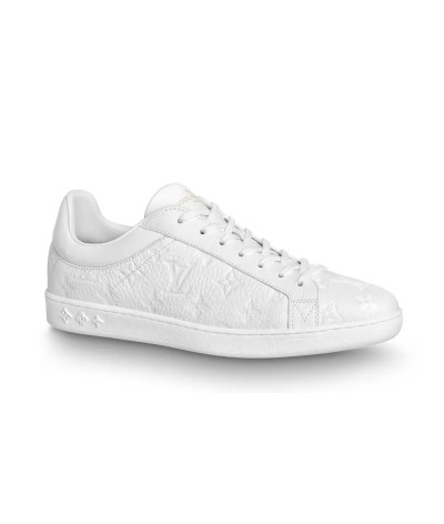 Sneakers Louis Vuitton: L’eleganza del Lusso e Design Moderno | DripHouse