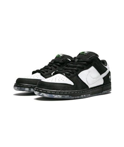 Nike SB Dunk Low Staple Panda Pigeon