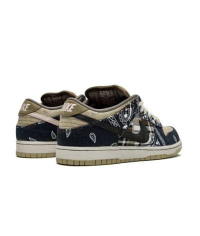 Nike SB Dunk Low Travis Scott