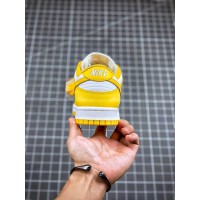 Nike SB Dunk Low Yellow