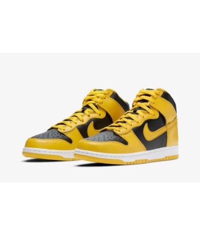 Nike SB Dunk High Yellow University