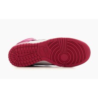 copy of Nike SB Dunk High Yellow University