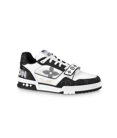 Sneakers Louis Vuitton: L’eleganza del Lusso e Design Moderno | DripHouse