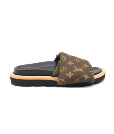 Sneakers Louis Vuitton: L’eleganza del Lusso e Design Moderno | DripHouse