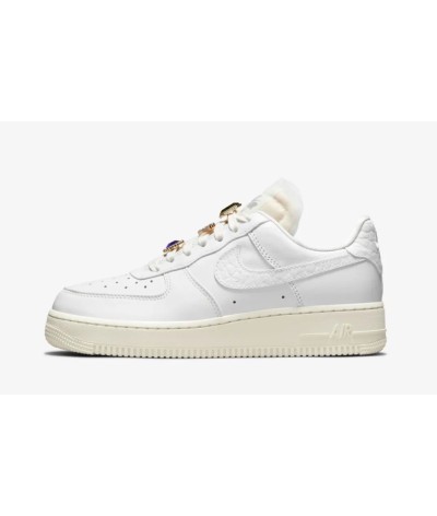 Nike Air Force 1 Jewels