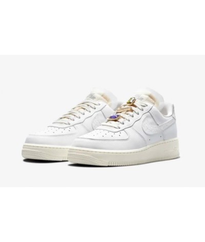 Nike Air Force 1 Jewels