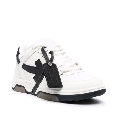 Off-White Out of Office: Sneakers Iconiche tra Stile, Comfort e Design Esclusivo | DripHouse