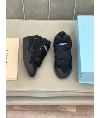 Acquista Lanvin Curb Lace-up Sneakers: Eleganza e Comfort per il Tuo Look Urbano | DripHouse