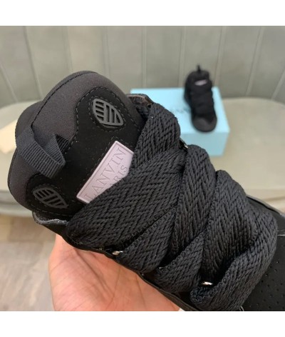 Acquista Lanvin Curb Lace-up Sneakers: Eleganza e Comfort per il Tuo Look Urbano | DripHouse