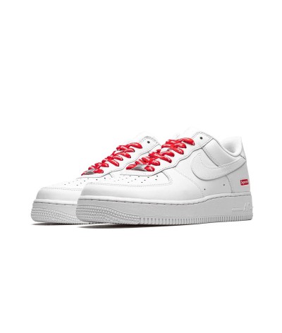 Nike Air Force 1 Low White Supreme