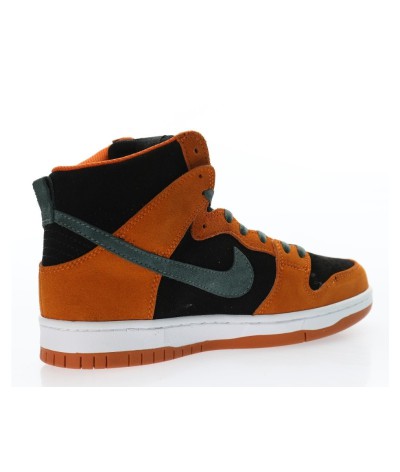 Nike SB Dunk High Ceramic