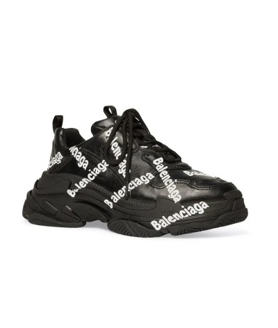 "Sneakers Balenciaga: stile, lusso e comfort unico" | DripHouse