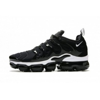 Nike Air Vapormax Plus Nera Bianca