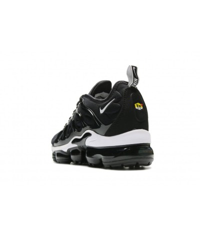 Nike Air Vapormax Plus Nera Bianca