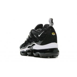Nike Air Vapormax Plus Nera Bianca