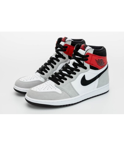 Nike Air Jordan 1 Retro High Smoke Grey Red