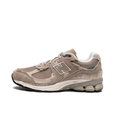 New Balance 2002R Protection Pack Beige