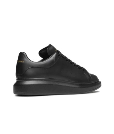 Sneakers Alexander McQueen Oversized, Stile e Comfort di Lusso | DripHouse